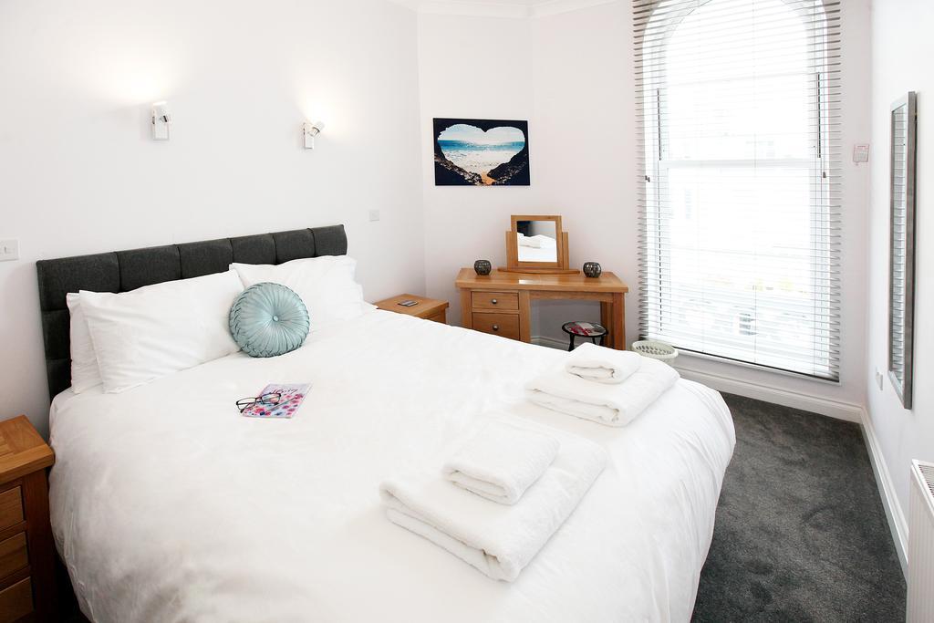 Austens Apartments Torquay Esterno foto