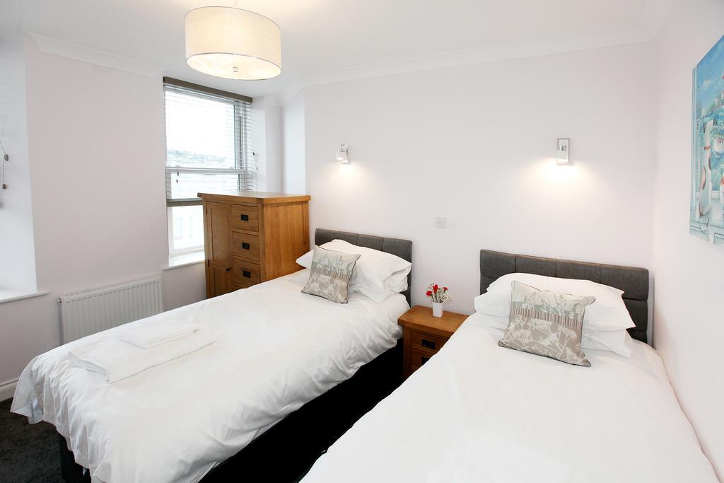 Austens Apartments Torquay Esterno foto