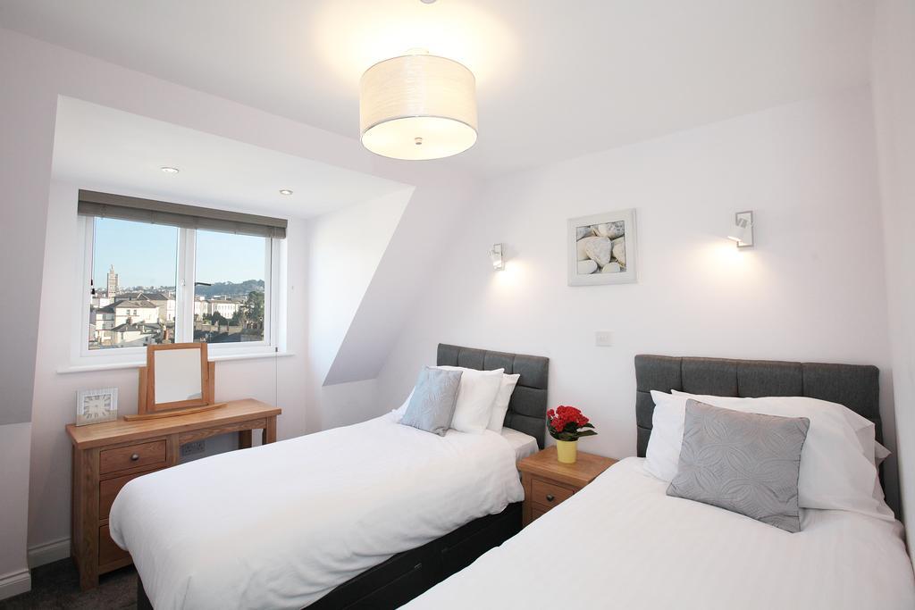 Austens Apartments Torquay Esterno foto