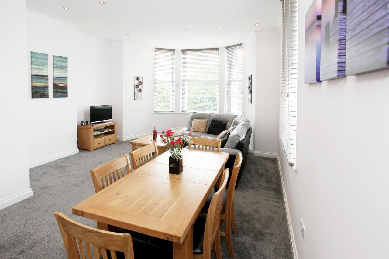 Austens Apartments Torquay Esterno foto