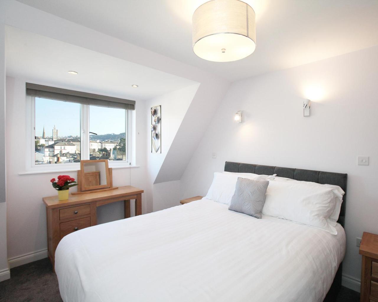 Austens Apartments Torquay Esterno foto